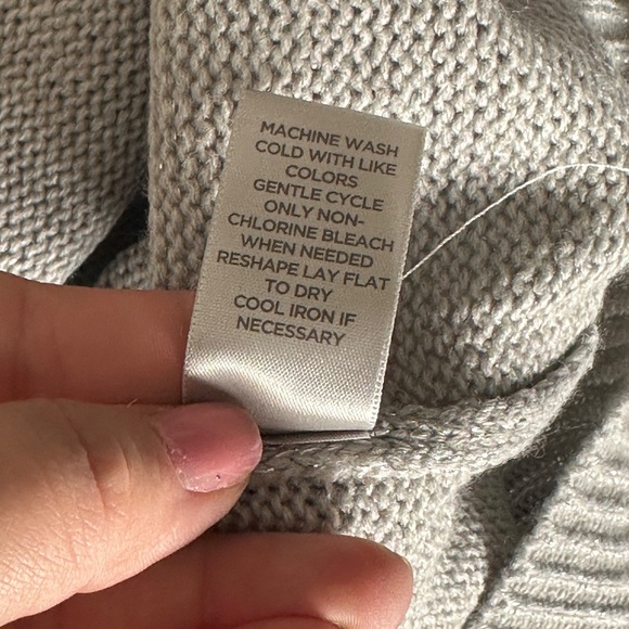 Avenue Metallic Silver Crewneck Sweater Size14/16 Plus Holiday - Picture 7 of 7